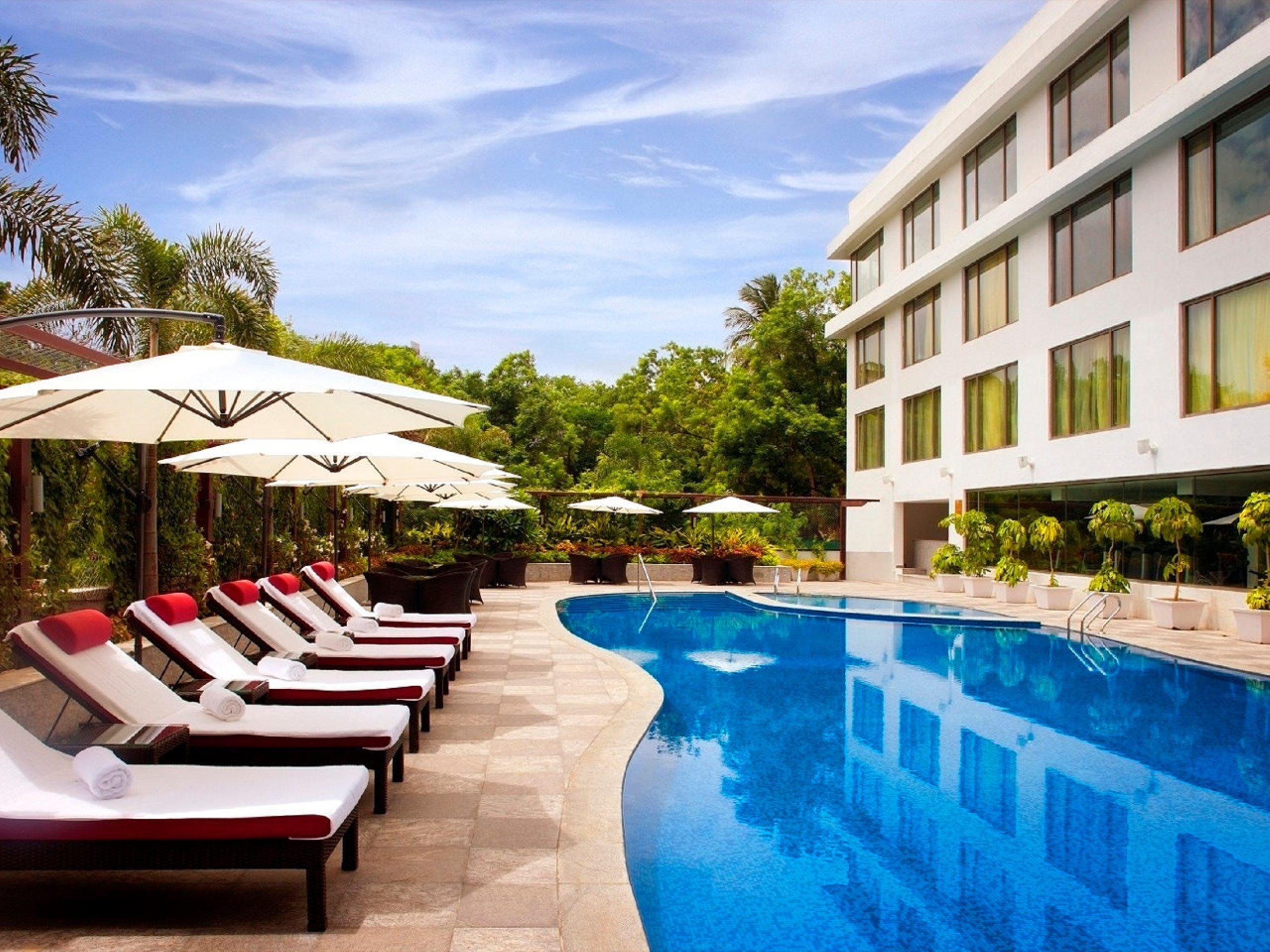 Radisson Blu Plaza Hotel Hyderabad Banjara Hills Kültér fotó The Park, Hyderabad